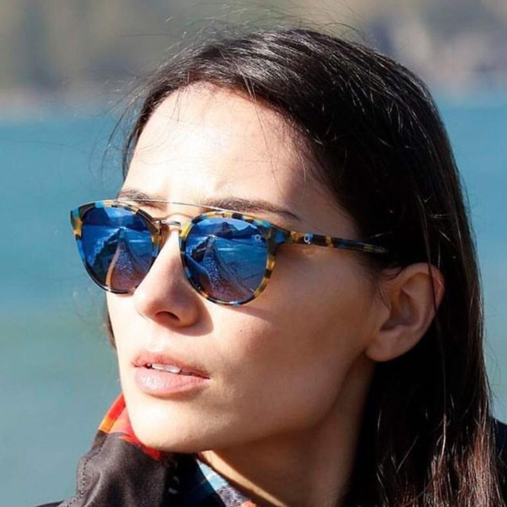 Mirrored sunglasses
